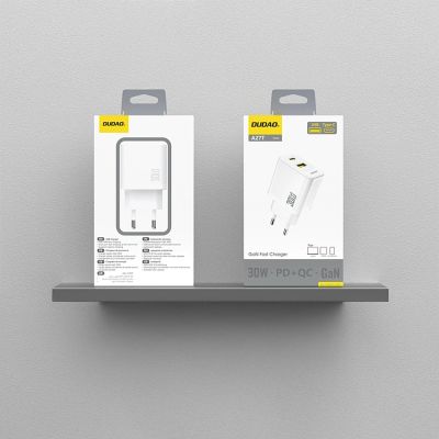 3. Dudao A27TEU PD 30W GaN USB-A USB-C Wandladegerät – Weiß
