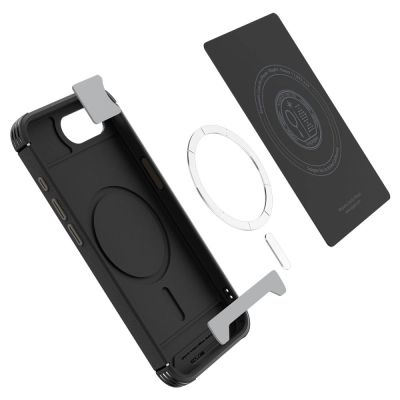 8. Spigen Core Armor MagSafe Hülle für iPhone 16e / 17e – Schwarz