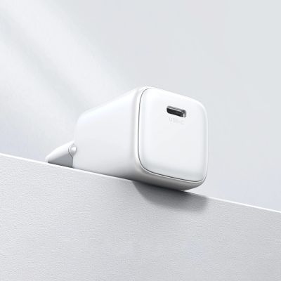 7. Ugreen Nexode mini CD318 15324 GaN 20W USB-C PD 3.0 / QC 4.0 Netzwerkladegerät – Weiß