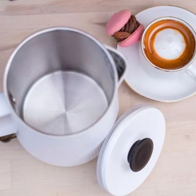 7. MPM MCZ-115 Kabelloser Wasserkocher 1,5 l, doppelwandig