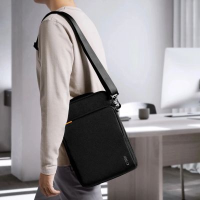 13. Tech-Protect Defender VR Laptoptasche 15-16 - Schwarz
