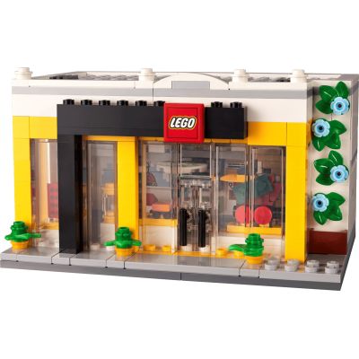 3. LEGO Promo 40528 – LEGO Store