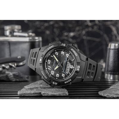 6. CASIO AQ-S800W-1BVEF Solaruhr + Box
