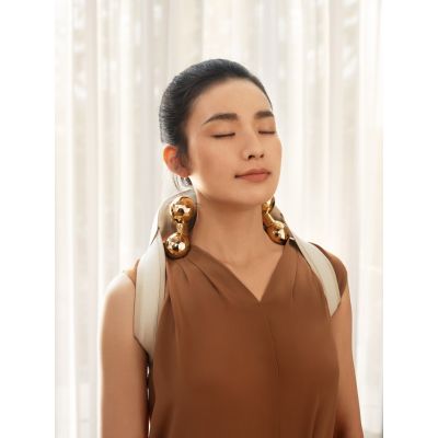 9. SKG H7 Ultra-E Nackenmassagegerät (Nacken, Schultern) Gold