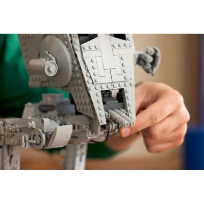 7. LEGO Star Wars 75417 - AT-ST Walker