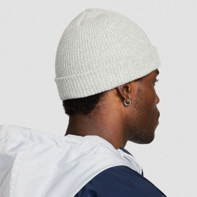 2. Nike Terra Cap HF0176-063