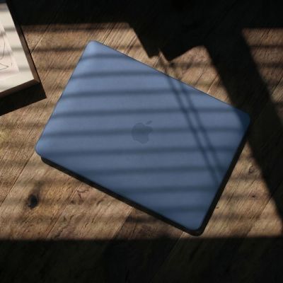 14. Tech-Protect Softshell-Schutzhülle für MacBook Neo 13" (2026) – Marineblau