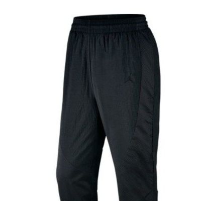 3. Air Jordan Wings Muscle Sweatpants Schwarz - 843102-010