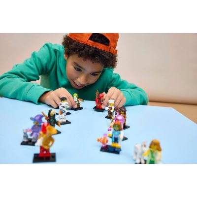 8. LEGO Minifiguren 71052 - Serie 29 V110