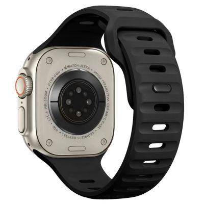 2. Tech-Protect Silikonarmband für Apple Watch 44 / 45 / 46 / 49 mm – Schwarz