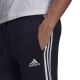11. adidas Essentials Slim 3-Streifen Hose M GM1090