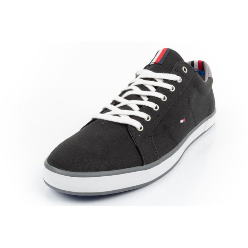 4. Tommy Hilfiger Sneakers M FM0FM00596990