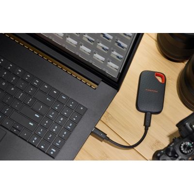 5. SanDisk Extreme Portable SSD (V3) 4 TB USB Typ-C USB 3.2 Gen 2x2 Rot, Blau