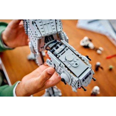 15. LEGO STAR WARS 75454 AT-AT Imperial Remnant und INT-4