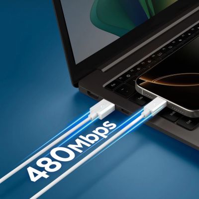 7. Spigen EB6010AC USB-A / USB-C 60W Kabel 100 cm - Weiß