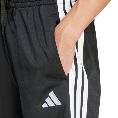 11. adidas 3-Streifen-Shorts M JI8798