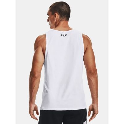 15. Under Armour T-Shirt M 1329589-101