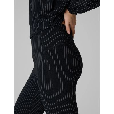 6. Gestreifte Leggings für Damen mit ausgestelltem Bein, Größe 4F 4FRAW26TTIGF383-20S