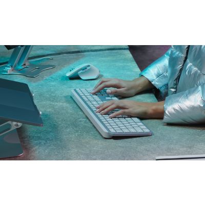 6. Logitech MX Keys S 920-011566 RF Wireless + Bluetooth QWERTZ-Tastatur, deutsches Aluminium, Weiß