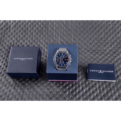 6. Tommy Hilfiger Miles 1792018 Herrenuhr + Box