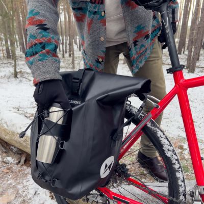 21. Wozinsky Wasserdichte Fahrradtasche 25L Schwarz (WBB24BK)