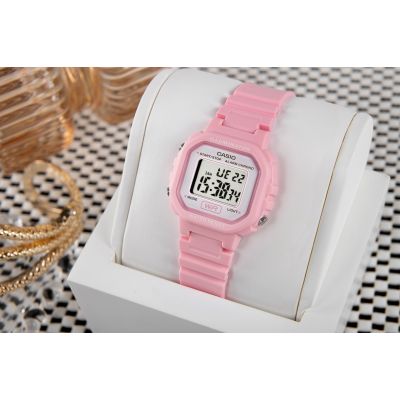 5. Damenuhr CASIO LA-20WH-4A1EF + Box