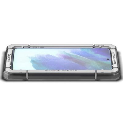8. Spigen ALM Glas.tR gehärtetes Glas für Samsung Galaxy S21 FE - 2 Stk.
