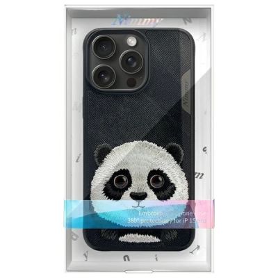 10. Nimmy Big Eyed Pet 2.0 Panda Hülle für iPhone 15 Pro - Schwarz