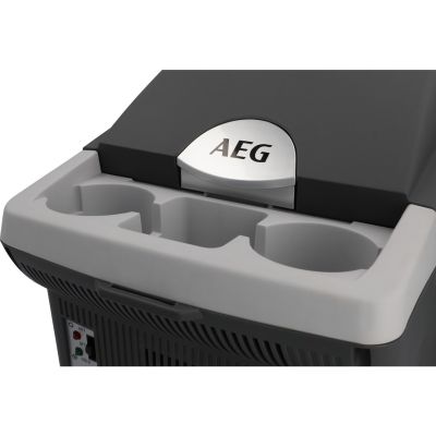 8. AEG BK16 16l tragbarer Kühlschrank mit Heizfunktion