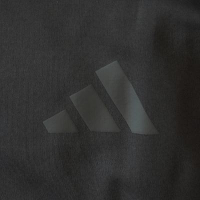 6. Neuer Adidas ZNE Kapuzenpullover mit durchgehendem Reißverschluss für Herren, schwarz - JE7538