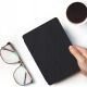 6. Tech-Protect SmartCase Hülle für Kindle 11" 2022 - Schwarz
