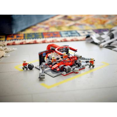 10. LEGO CITY 60443 F1 Boxenstopp und Mechaniker mit Ferrari-Auto