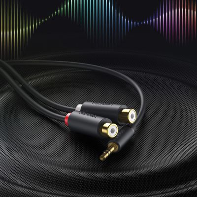3. Ugreen Audioadapter Klinke 3,5 mm Stecker auf 2 x RCA Buchse Kabel 0,25 m grau (AV109)