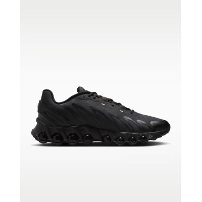 3. Nike AIR MAX DN8 (FQ7860-002)