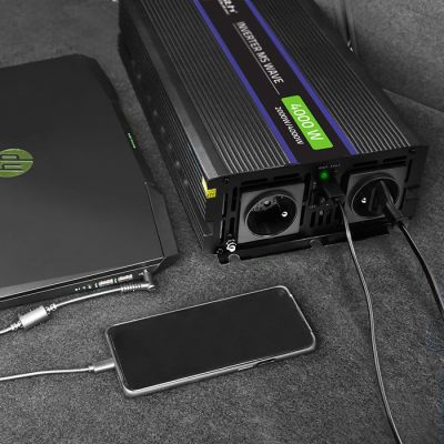 3. Qoltec Monolith 4000 MS Wave 51928 Spannungswandler, 12 V auf 230 V, 2000/4000 W, USB