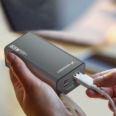 7. Powerbank Wozinsky K65+ 65W 30000mAh 2x USB-C, 1x USB-A 65W - grau