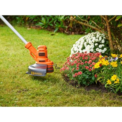 4. Black & Decker BESTA525-QS Freischneider/Trimmer 25 cm 450 W Elektrisch Orange