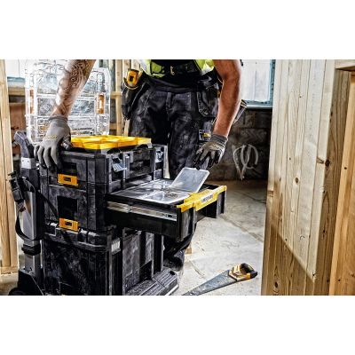 22. DeWALT TSTAK III Schwarz, Gelb