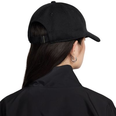 2. Nike Club Cap mit Schirm, schwarz FZ5698 010