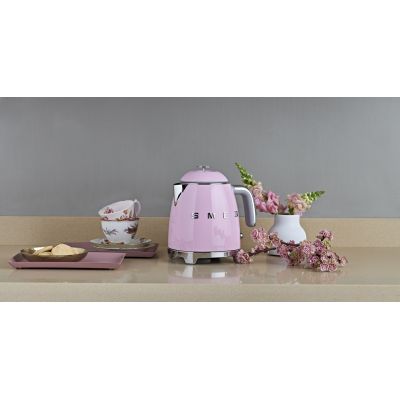 15. SMEG Wasserkocher (KLF05PKEU) Mini 0,8L rosa