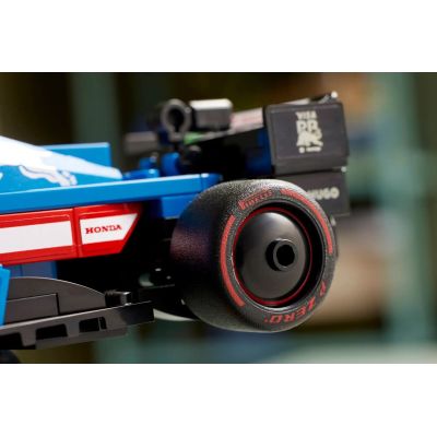 9. LEGO Speed Champions 77246 F1® Bolide Visa Cash App RB VCARB 01
