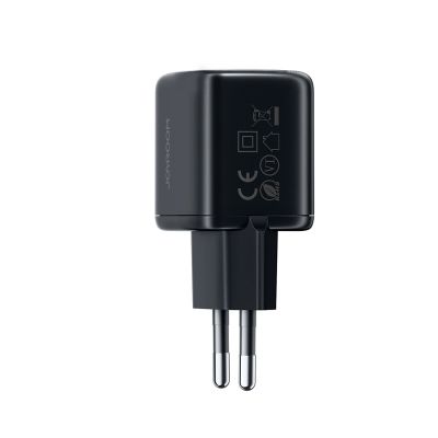 6. Joyroom JR-TG7 33W USB-A + USB-C Wandladegerät mit 30W USB-C - Lightning 1m Kabel - schwarz