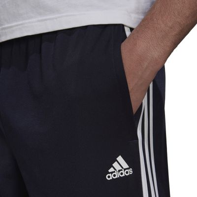 8. adidas Essentials Warm-Up 3-Streifen M H48434 Shorts