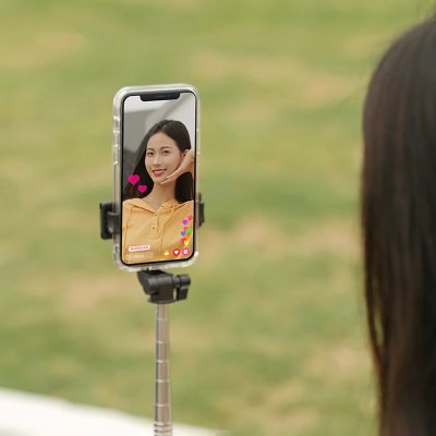 15. Selfie-Stick WHS1Y Teleskopstativ 1 m mit Telefonhalter – Schwarz