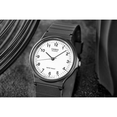 4. Damenuhr CASIO MQ-24-7BLLEG + Box