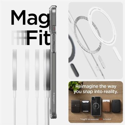 5. Spigen Ultra Hybrid MagSafe Hülle für iPhone 15 Plus – Carbon