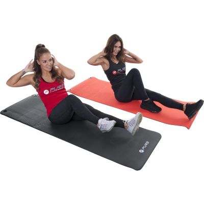 28. NBR SCHWARZE TRAININGSMATTE 180x60x1,5CM MIT LÖCHERN PURE 2 IMPROVE