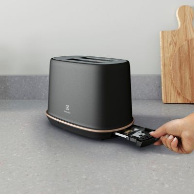 7. ELECTROLUX E7T1-6BP Explore 7 Toaster