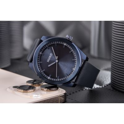 3. HUGO Bright Herrenuhr 1530352 + Box