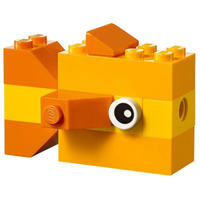 5. LEGO Classic 10713 Kreativkoffer